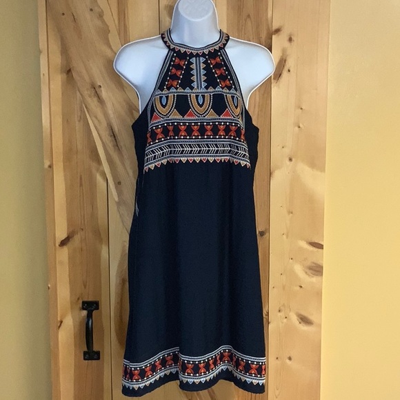 NWT THML - Navy Sleeveless Dress with Embroidery Detail - Picture 4 of 15